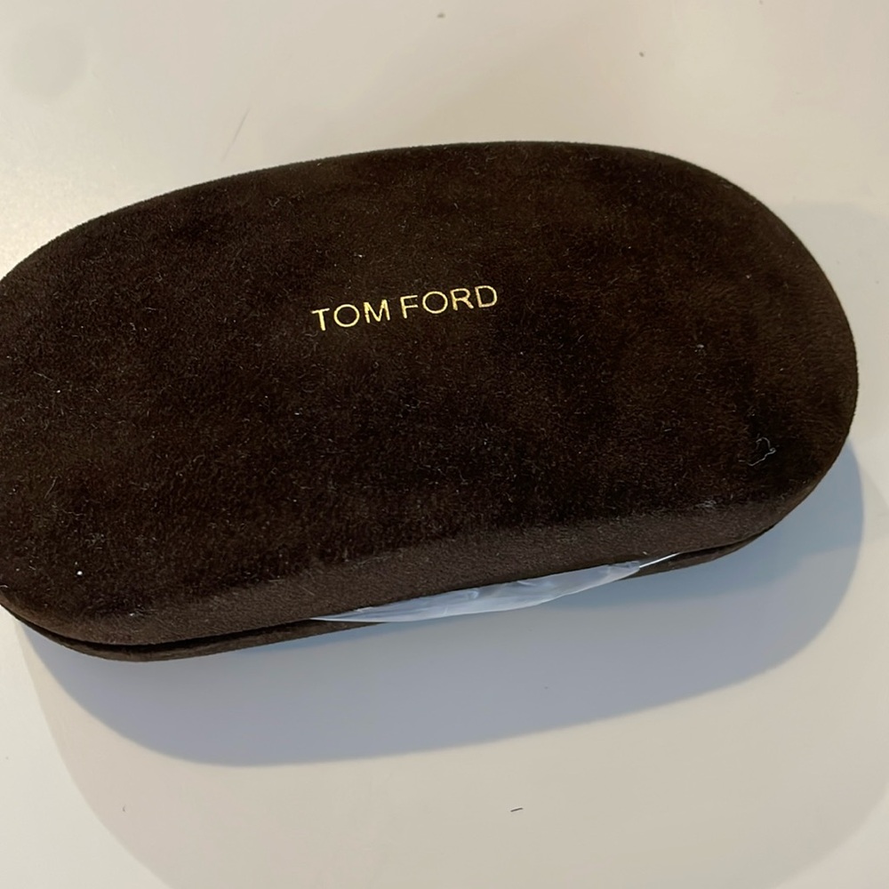 New‎ Authentic Tom Ford  case
